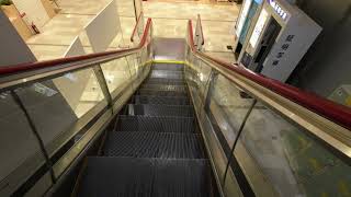 山口 シーモール下関 2F‐1F  Seamall Shimonoseki Department Store Escalator Yamaguchi Japan [upl. by Eciral]