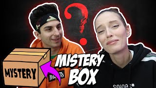 Io e Sascha apriamo il MYSTERY BOX più divertente di sempre [upl. by Elyl]