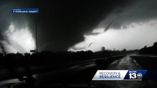 April 27 2011 Tornado in Tuscaloosa Power of the storm [upl. by Dre]