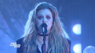 Kelly Clarkson  vampire Cover Olivia Rodrigo Live on The Kelly Clarkson Show [upl. by Heisser]