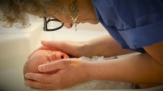 Voyage au cœur de la thalasso bain bébé  Oscar  Clinique de la Muette [upl. by Lamaj458]